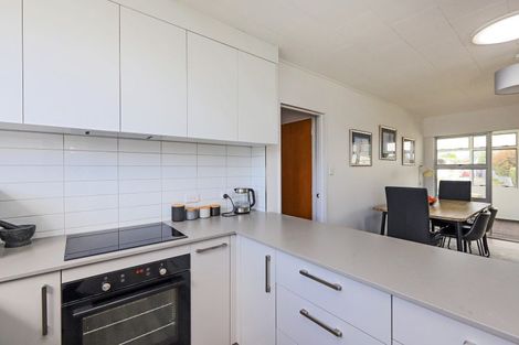 Photo of property in 3 Laurent Place, Greenmeadows, Napier, 4112