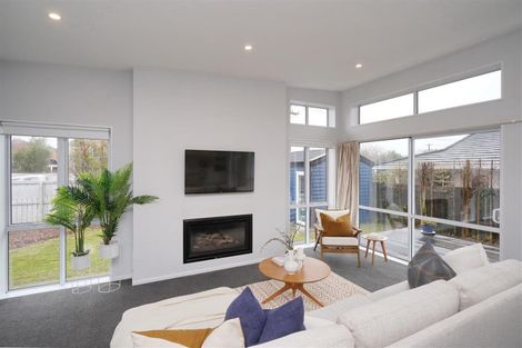 Photo of property in 1/16 Strowan Road, Strowan, Christchurch, 8052