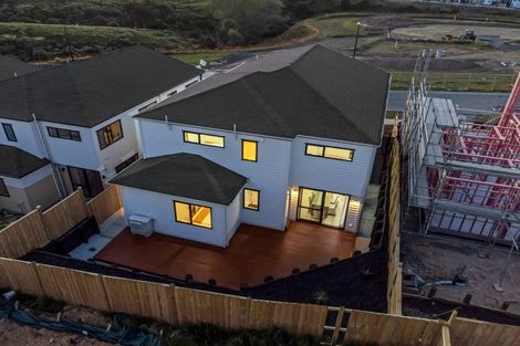 Photo of property in 130 Mcquoids Road, Flat Bush, Auckland, 2019