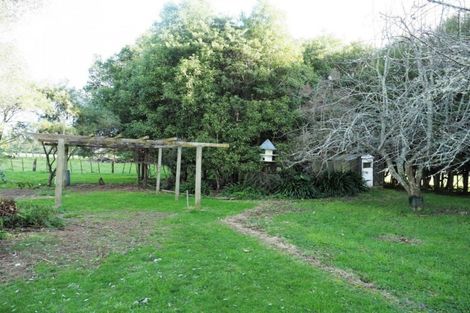 Photo of property in 264 Kimberley Road, Levin, 5571