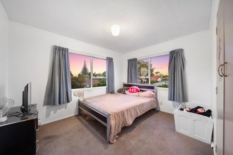 Photo of property in 13 Huber Street, Weymouth, Auckland, 2103