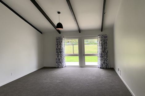 Photo of property in 26 Raekura Place, Redcliffs, Christchurch, 8081