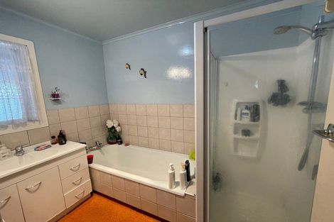 Photo of property in 7 Mccullough Avenue, Papatoetoe, Auckland, 2025