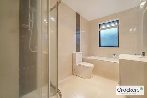 Photo of property in 2 Conti Drive, Flat Bush, Auckland, 2019