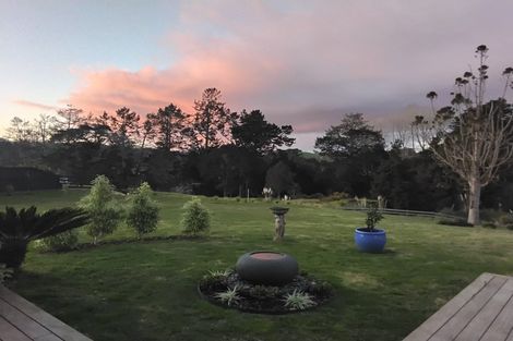 Photo of property in 11 Cherrywood Rise, Paparoa, 0571