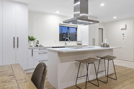 Photo of property in 2/22 Sunburst Lane, Torbay, Auckland, 0630