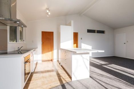 Photo of property in 7 Silverbirch Grove, Churton Park, Wellington, 6037