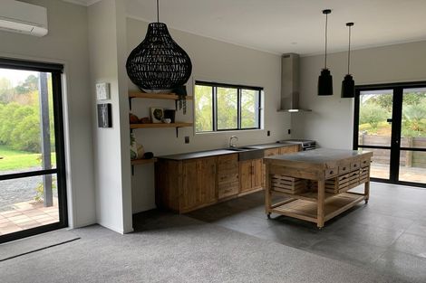 Photo of property in 247 Brookby Road, Brookby, Manurewa, 2576