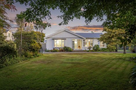 Photo of property in 126 Blighs Road, Strowan, Christchurch, 8052