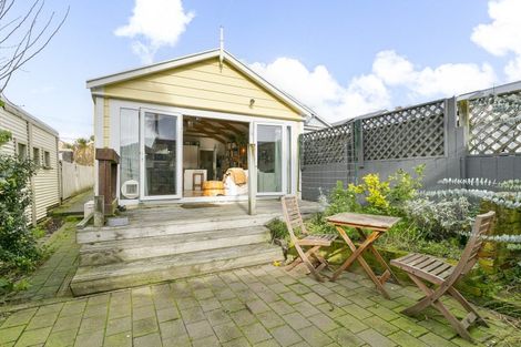 Photo of property in 39 Normanby Street, Newtown, Wellington, 6021