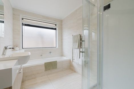 Photo of property in 14 Saint Johns Avenue, Hamilton East, Hamilton, 3216