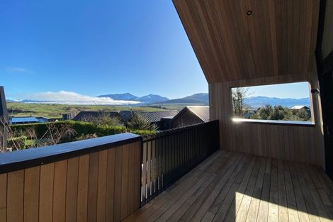 Photo of property in 6 Arran Lane, Jacks Point, Queenstown, 9371