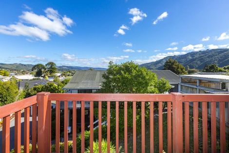 Photo of property in 3 Sunnyview Drive, Brown Owl, Upper Hutt, 5018