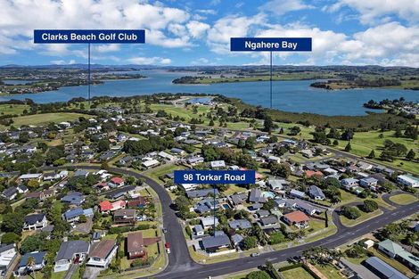 Photo of property in 98 Torkar Road, Clarks Beach, 2122