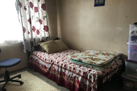 Photo of property in 14 Swaffield Road, Papatoetoe, Auckland, 2025