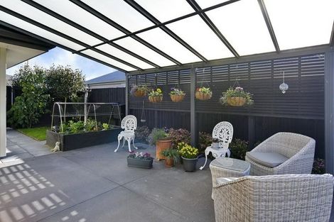 Photo of property in 30 Taiore Crescent, Marshland, Christchurch, 8083