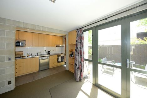 Photo of property in 5/868 Colombo Street, Christchurch Central, Christchurch, 8013