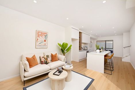 Photo of property in 334c Swanson Road, Ranui, Auckland, 0612