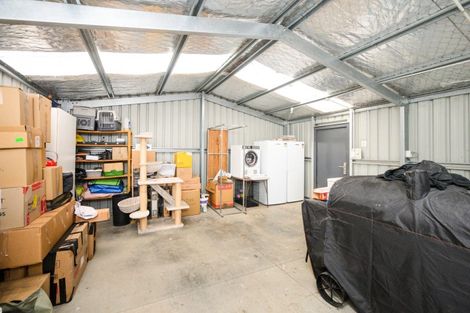 Photo of property in 21 Sutherland Road, Sanson, Palmerston North, 4479