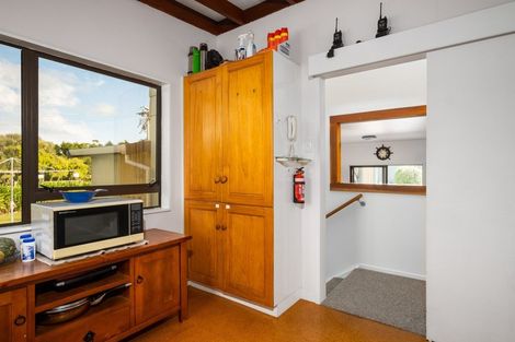 Photo of property in 20 Rangiuia Road, Tolaga Bay, 4077