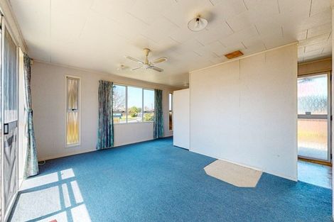 Photo of property in 6 Miller Place, Ngatea, 3503