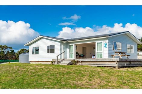 Photo of property in 25 Northcoast Place, Mangawhai Heads, Mangawhai, 0505