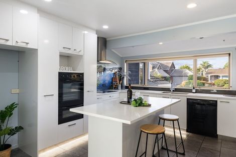 Photo of property in 8 Crowden Place, Harrowfield, Hamilton, 3210