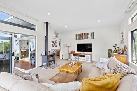 Photo of property in 62 Mccallum Drive, Sandspit, Warkworth, 0982