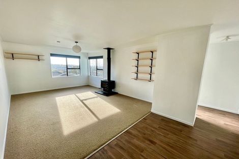 Photo of property in 87 Solar Road, Glen Eden, Auckland, 0602