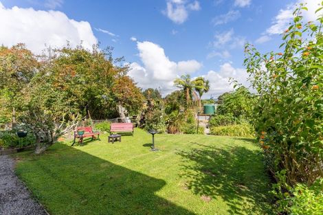 Photo of property in 128 Rahui Road, Otaki, 5512
