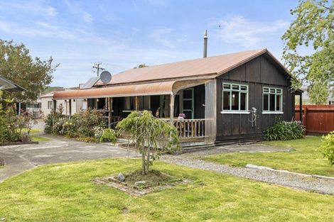 Photo of property in 21 Broadway, Mangaweka, 4797