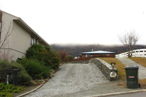 Photo of property in 70 Cotter Avenue, Arrowtown, 9302