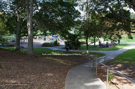 Photo of property in 14 Mchardy Place, Glenfield, Auckland, 0627