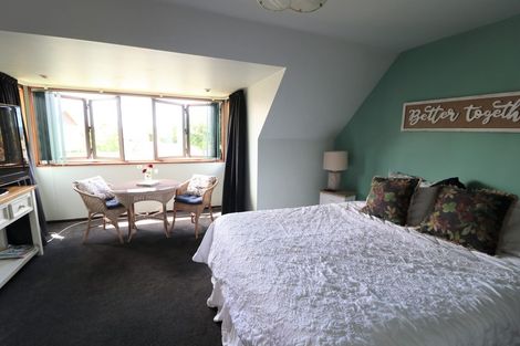 Photo of property in 21 Abercrombie Street, Milton, 9220