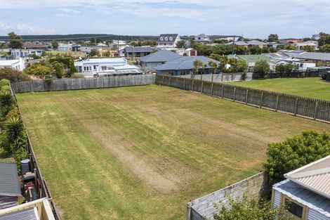 Photo of property in 38 Andrews Street, Foxton Beach, Foxton, 4815