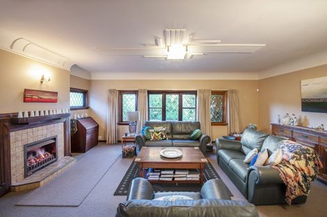 Photo of property in 273 Karori Road, Karori, Wellington, 6012