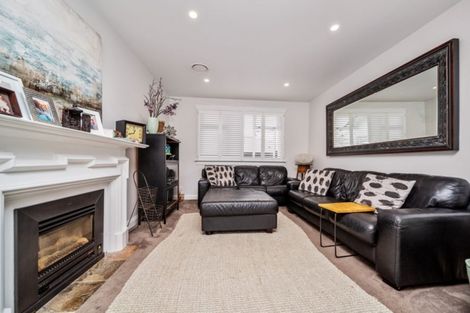 Photo of property in 36 Richmond Street, Fitzroy, New Plymouth, 4312