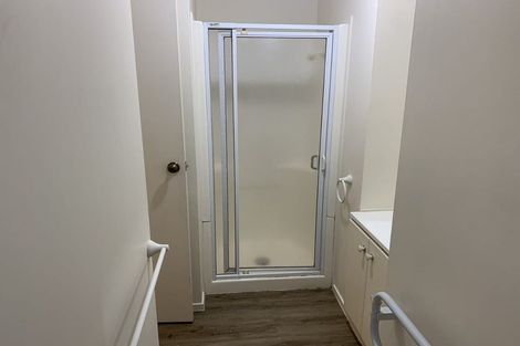 Photo of property in 1/3 Fayette Place, Te Atatu South, Auckland, 0610