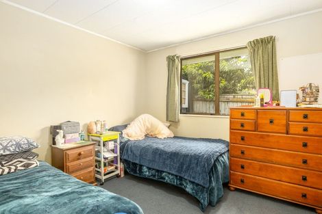 Photo of property in 12 Moa Road, Raumati Beach, Paraparaumu, 5032