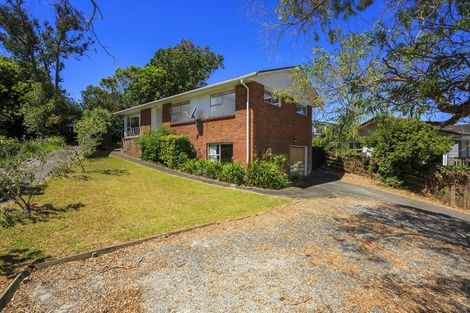 Photo of property in 47 Normanton Street, Glenfield, Auckland, 0629