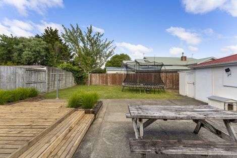 Photo of property in 4 Burfield Place, Awapuni, Palmerston North, 4412