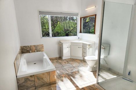 Photo of property in 75 Viewmont Drive, Harbour View, Lower Hutt, 5010