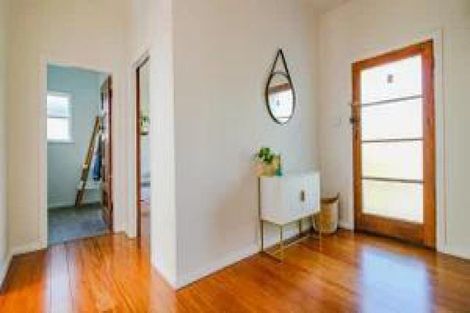 Photo of property in 37 Tanguru Street, Whanganui East, Whanganui, 4500