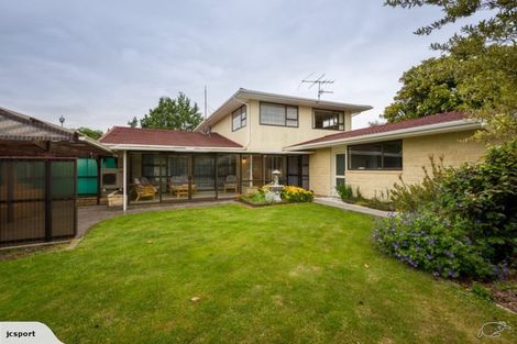Photo of property in 7 Crosdale Place, Burnside, Christchurch, 8042