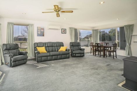 Photo of property in 20 Clifford Place, Amberley, 7410