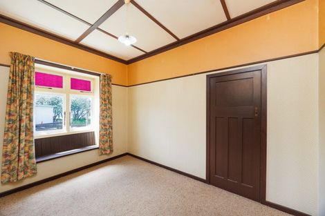 Photo of property in 122 Kawakawa Road, Feilding, 4775