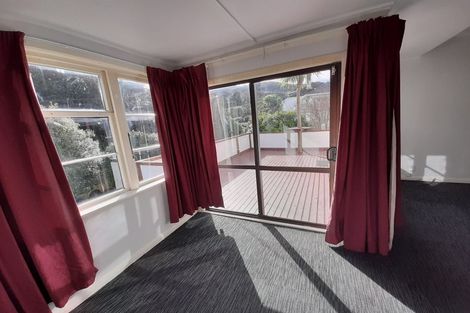Photo of property in 38 Sunshine Avenue, Karori, Wellington, 6012