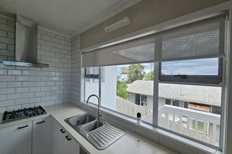Photo of property in 38 Arran Road, Browns Bay, Auckland, 0630