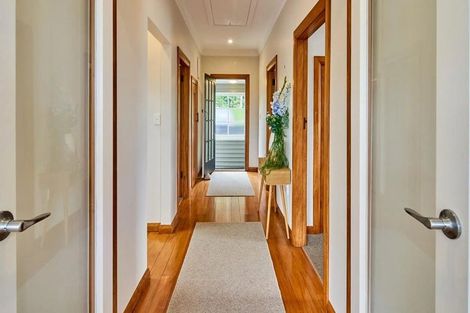 Photo of property in 110 Wexford Road, Miramar, Wellington, 6022