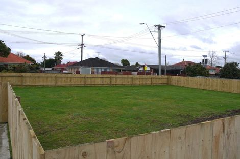Photo of property in 122 Clevedon Road, Papakura, 2110